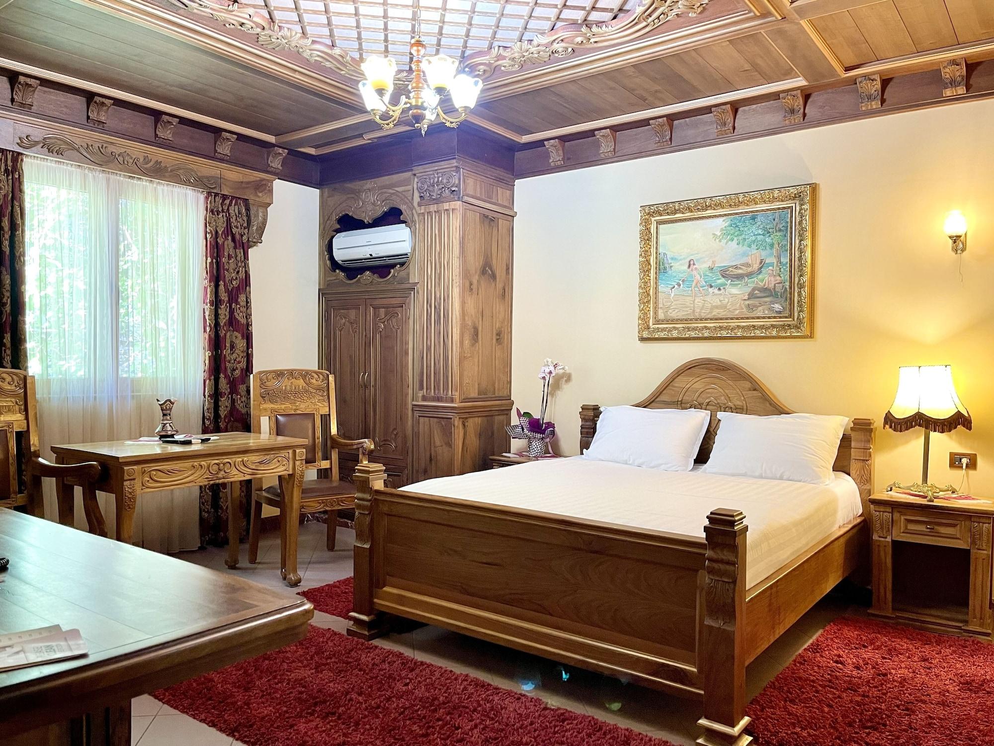 טיראנה Brilant Antik Hotel מראה חיצוני תמונה