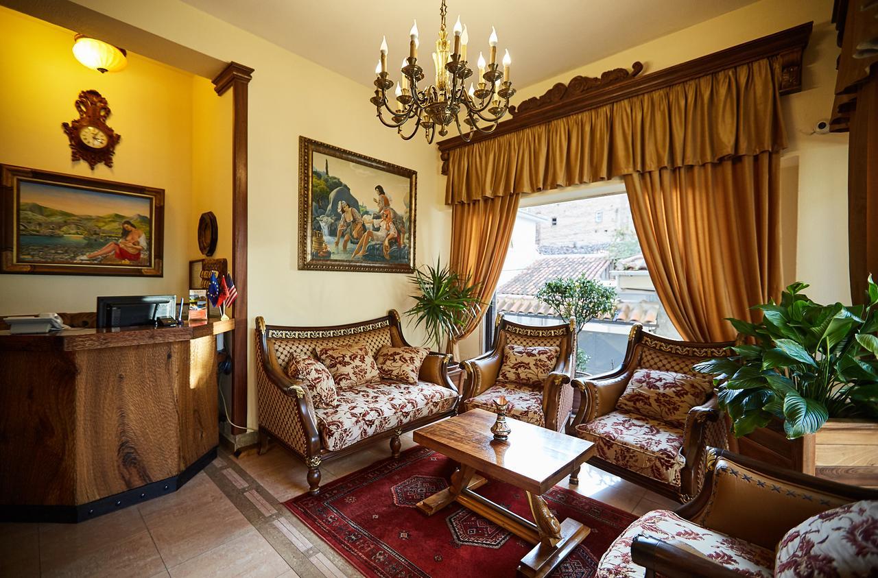 טיראנה Brilant Antik Hotel מראה חיצוני תמונה